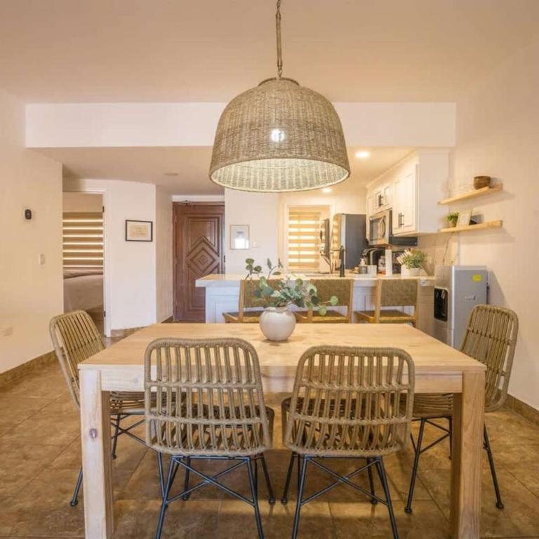 Ground Level Condo near Pool Princesa B-101 - Apartamento - 25