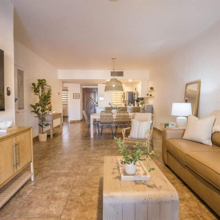 Ground Level Condo near Pool Princesa B-101 - Apartamento - 26