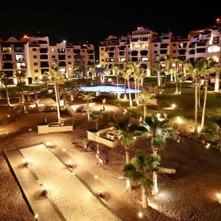 Ground Level Condo near Pool Princesa B-101 - Apartamento - 50