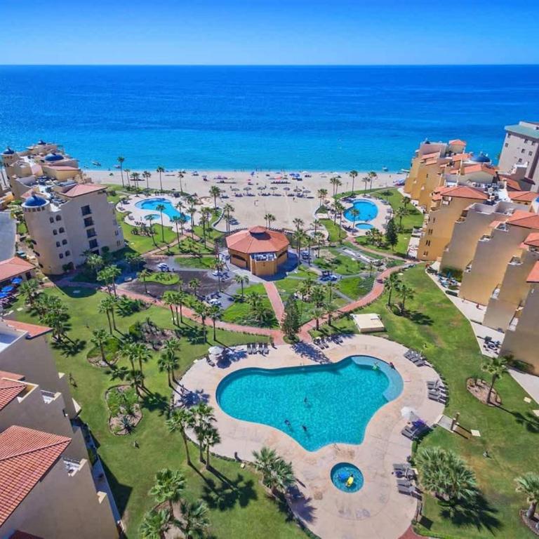Gorgeous Third-Level Condo Princesa D-308 - Apartamento - 12