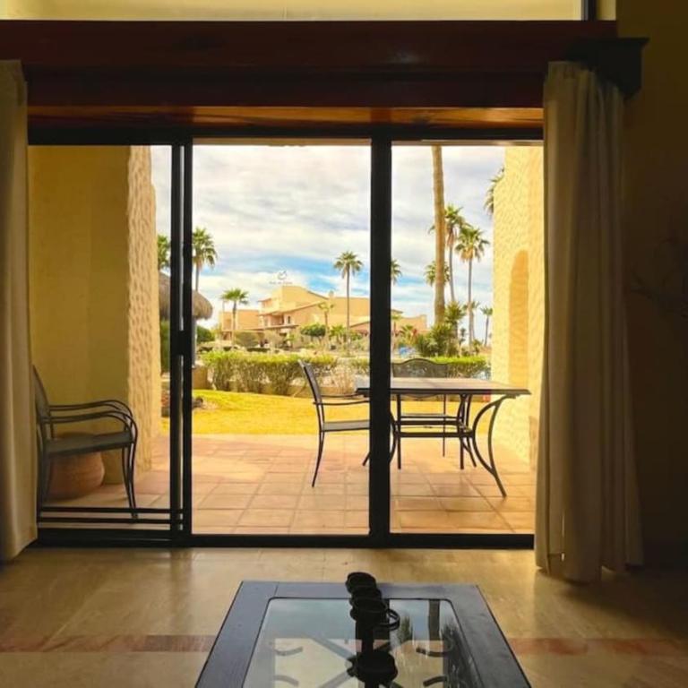 Cozy Ground Level Condo near Pool Pinacate 112 - Apartamento - 10