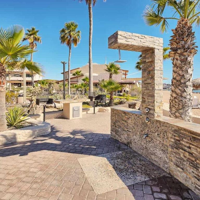 Cozy Ground Level Condo near Pool Pinacate 112 - Apartamento - 35