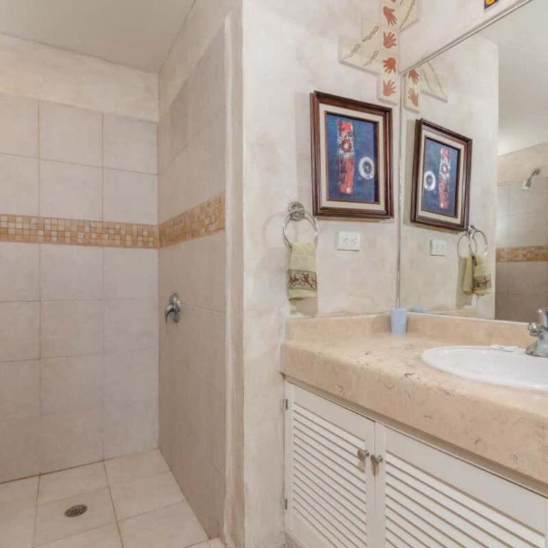 Serene & Warm 3rd Level Condo - Corona del Mar 302 - Apartamento - 5