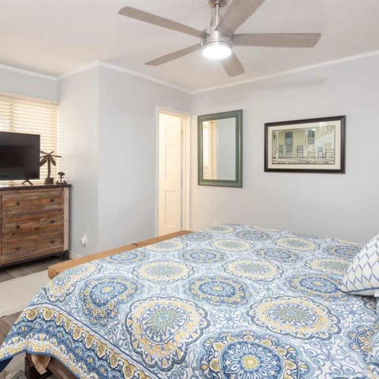 Cozy Beachfront Condo Las Olas II 10 - Casa - 21