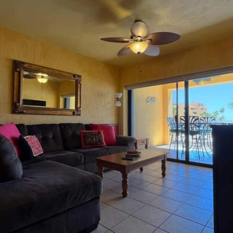 Beautiful Condo in Beach Resort Princesa A-203 - Apartamento - 17