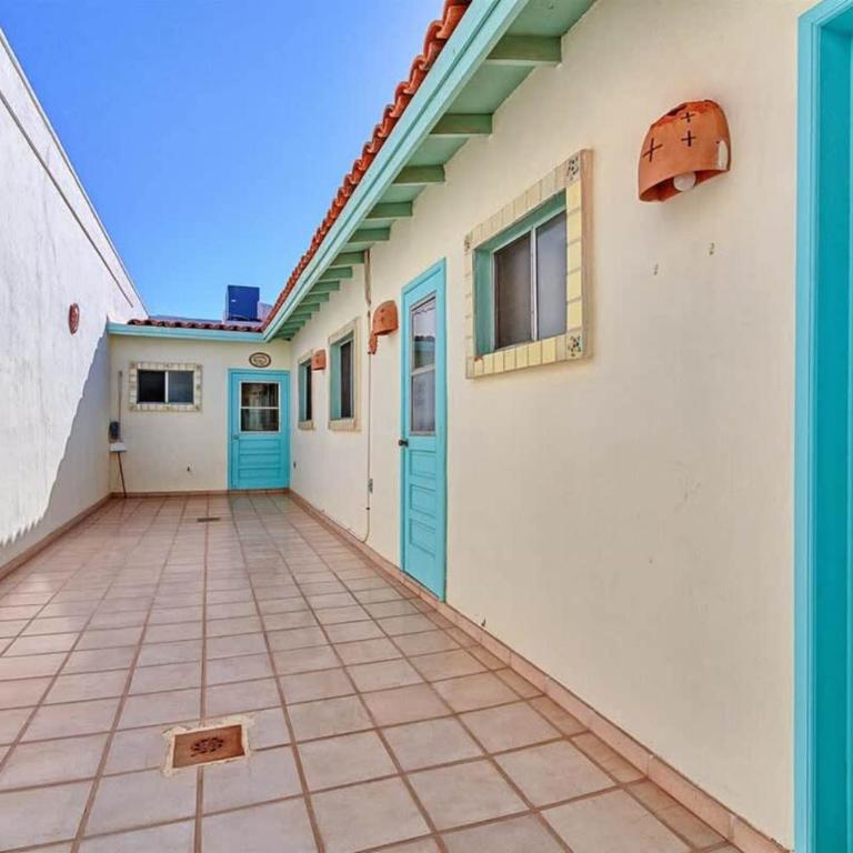 Cozy & Beautiful Beachfront Condo Las Olas II 2 - Apartamento - 25