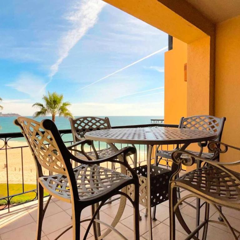 Cozy Sandy Beach Condo Pool Princesa A-302 - Apartment - 5