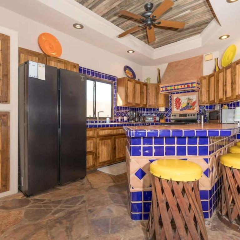 Colorful Oceanview Home with Pool Casa en el Cielo - Vacation Home - 29