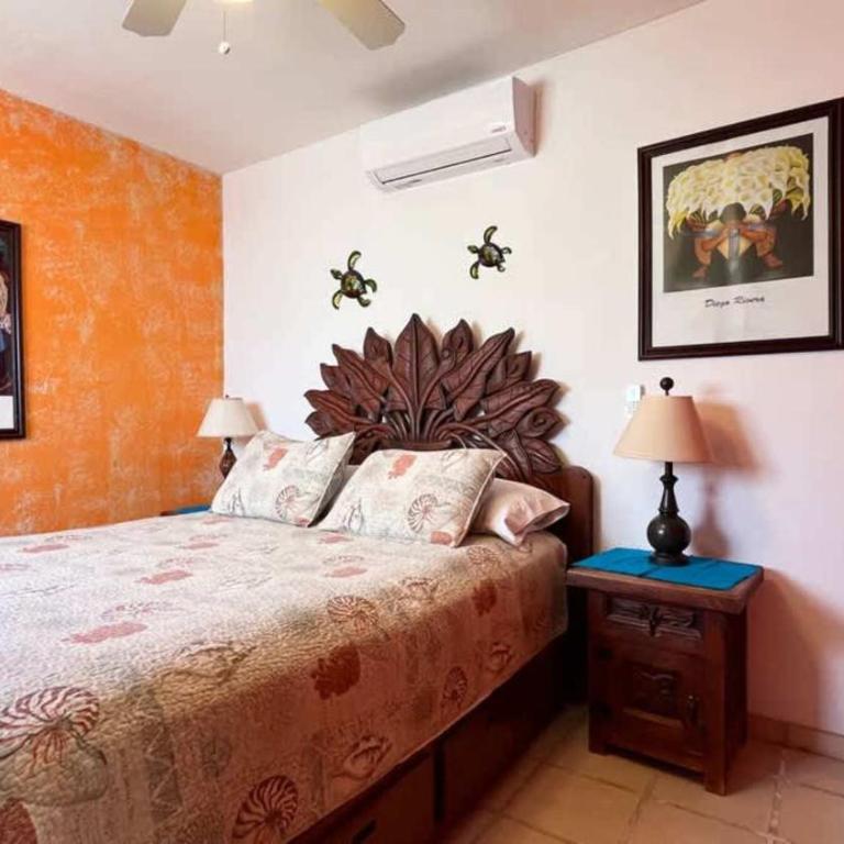 Warm & Charming Beachfront Condo Las Olas II 8 - Apartment - 16