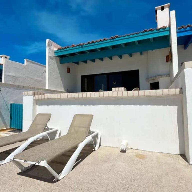 Warm & Charming Beachfront Condo Las Olas II 8 - Apartment - 23
