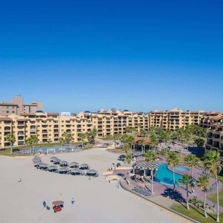 Gorgeous Third-Level Condo Princesa D-308 - Apartamento - 31