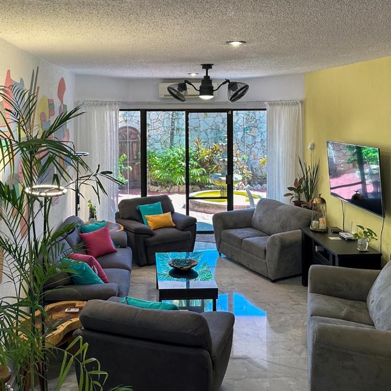 Casa Cuatro Estaciones - Five-Bedroom House - 14