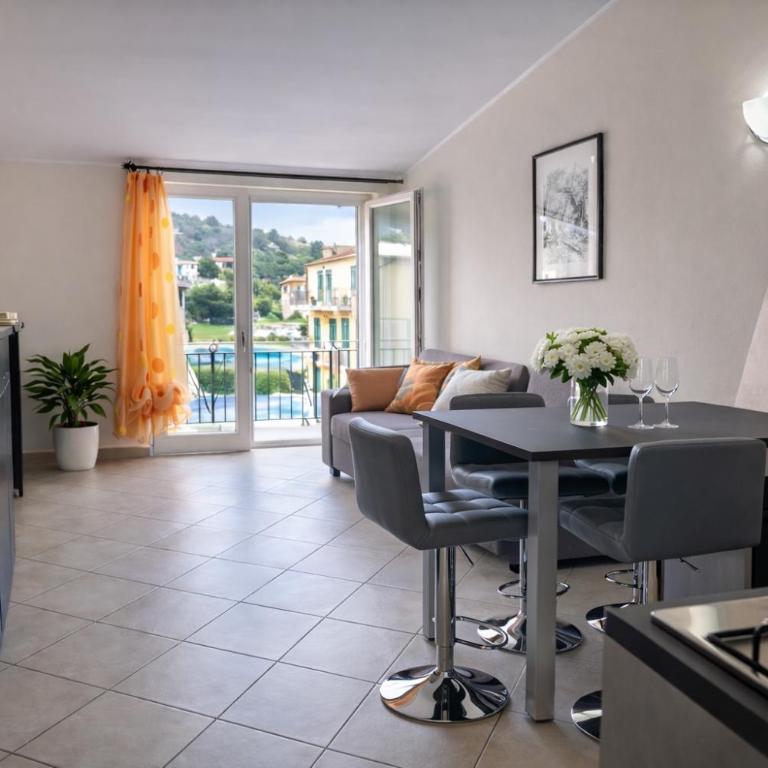 Appartamento Vista mare con Piscina Cala di Sole - Appartamento con terrazza e vista sul mare e sulla piscina - 5