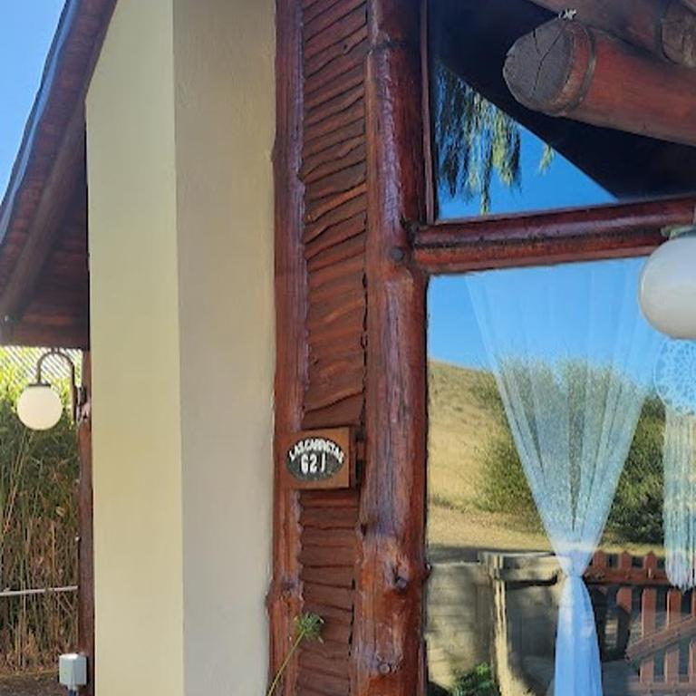 Casa con vista al Cerro Tres Picos - Casa de 2 dormitorios - 1