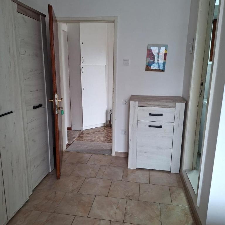 Apartments Iva - Deluxe Double Room (2 Adults + 1 Child) - 6