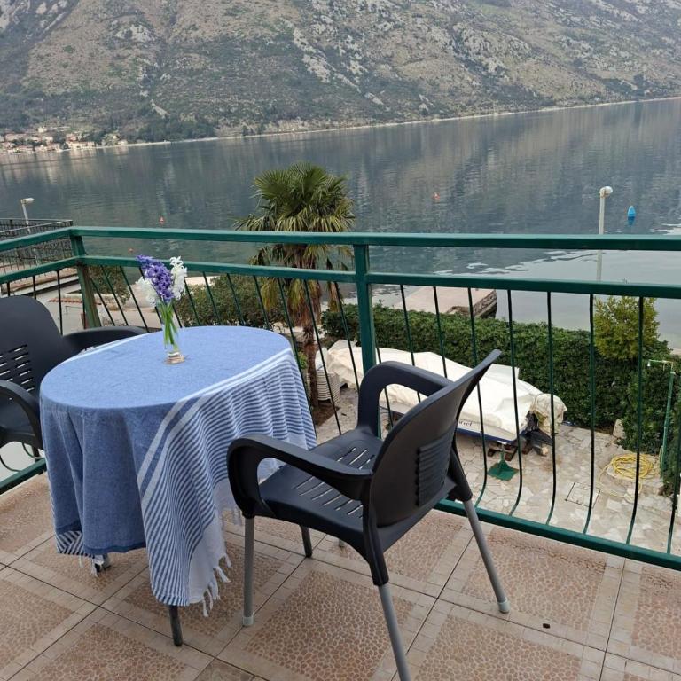 Apartments Iva - Deluxe Double Room (2 Adults + 1 Child) - 4