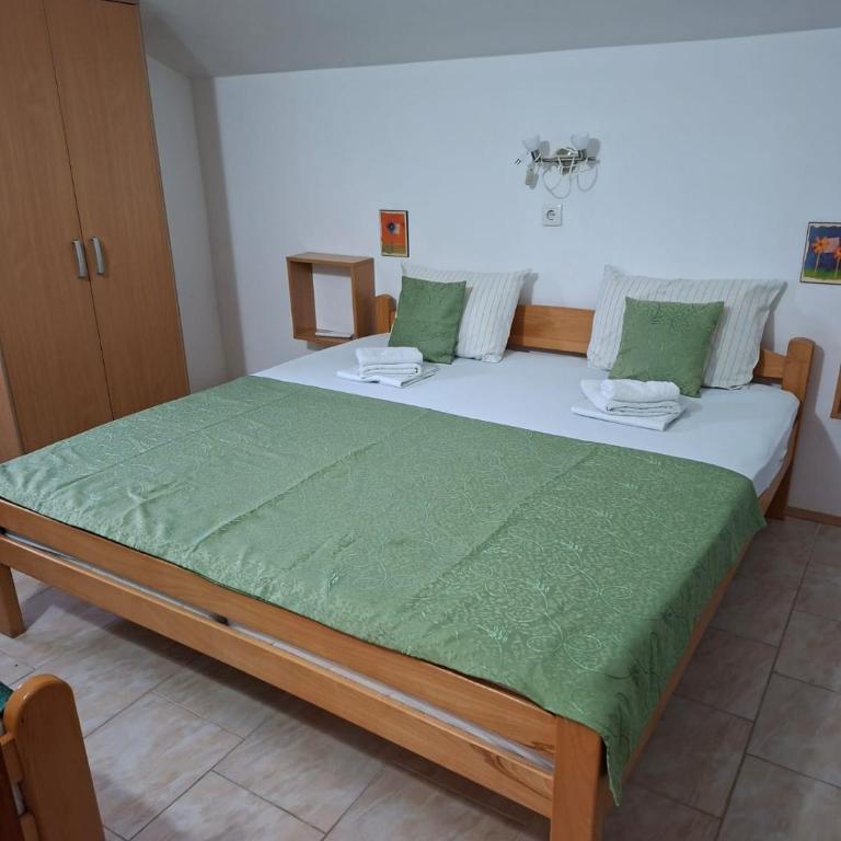 Apartments Iva - One-Bedroom Apartment with Terrace with Sea View - 9