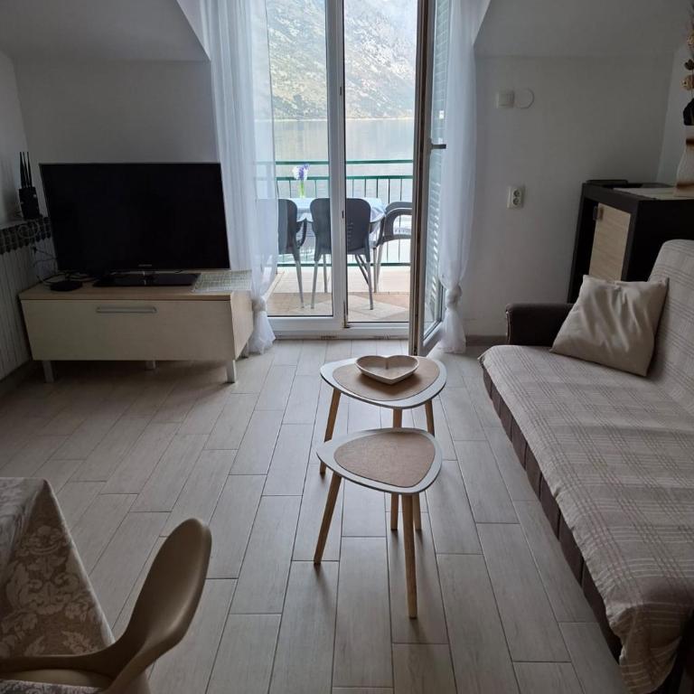 Apartments Iva - One-Bedroom Apartment with Terrace with Sea View - 10