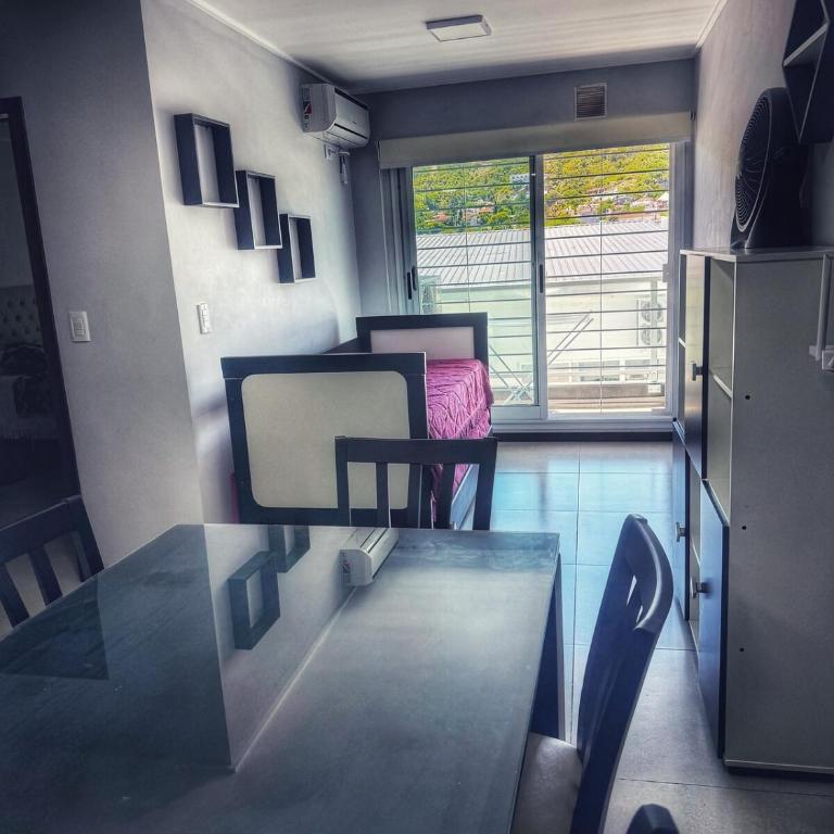 Depto con Estilo, Calef Central, Cochera, Pile, Balcón - Apartamento de 1 dormitorio - 9