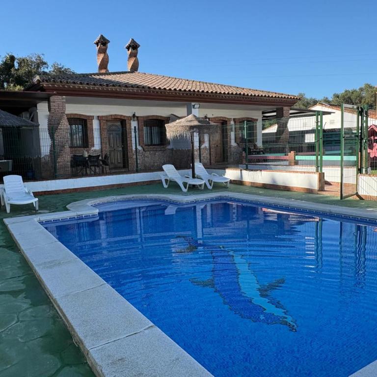 ESPECTACULAR Casa Rural NURIA máx 14 personas - Casa - 5