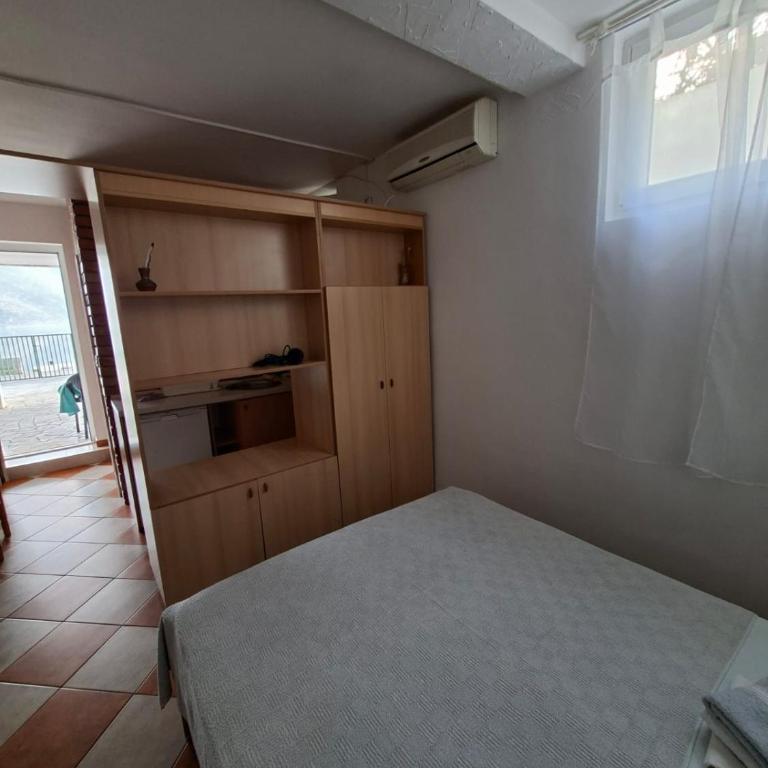 Apartments Iva - Studio - 8