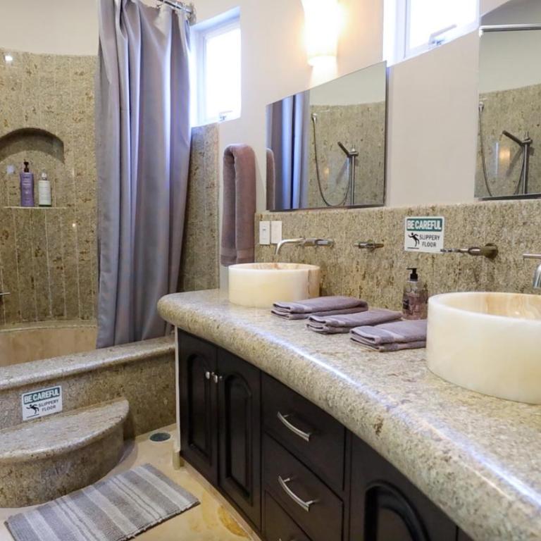 Luxe 3 King BR Villa | Infinity Pool + 220° Views - Villa with Private Pool - 37
