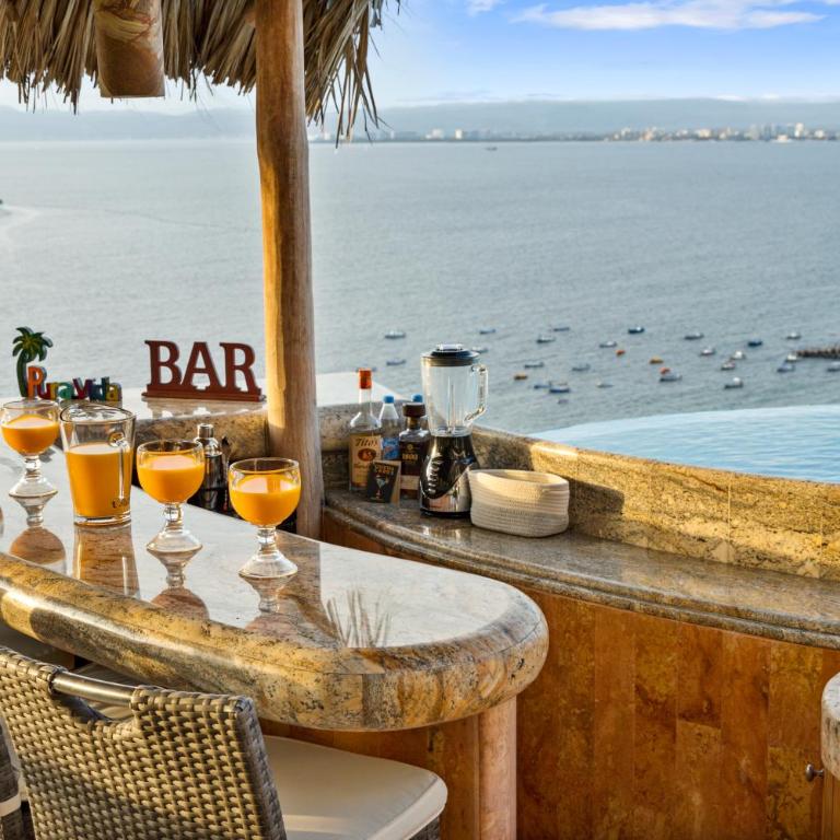 Luxe 3 King BR Villa | Infinity Pool + 220° Views - Villa with Private Pool - 21