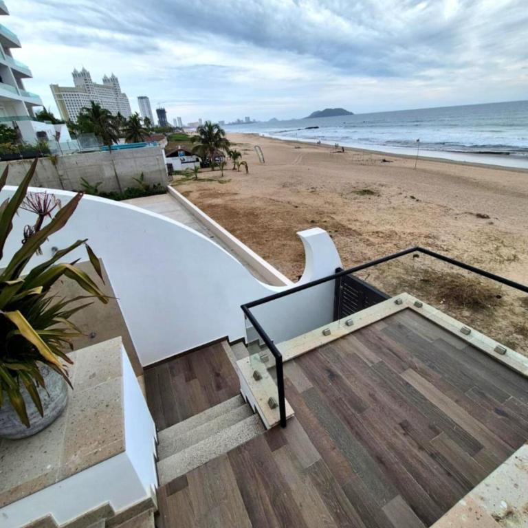 Depto Lujo Azul Pacifico #1 Alberca frente al Mar - Two-Bedroom Apartment - 10