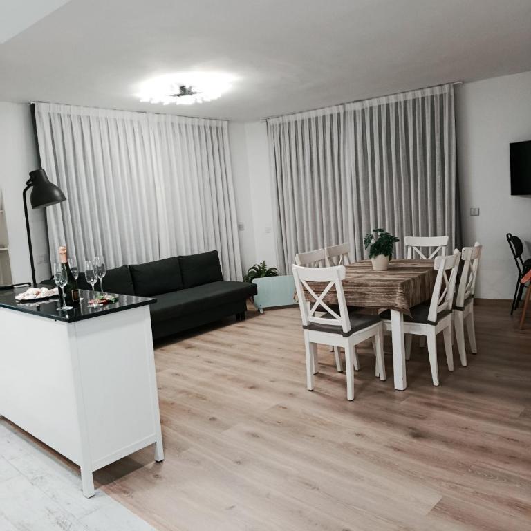 Apartamentos CH - Apartamento de 2 dormitorios - 6