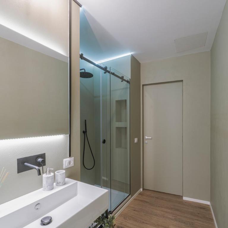 Palazzo Lucatelli Suite - Pieno Centro - Appartamento con 1 Camera da Letto, Balcone e Vista Mare - 17