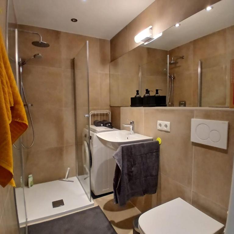 Microloft City Innsbruck - Apartment mit 1 Schlafzimmer - 5