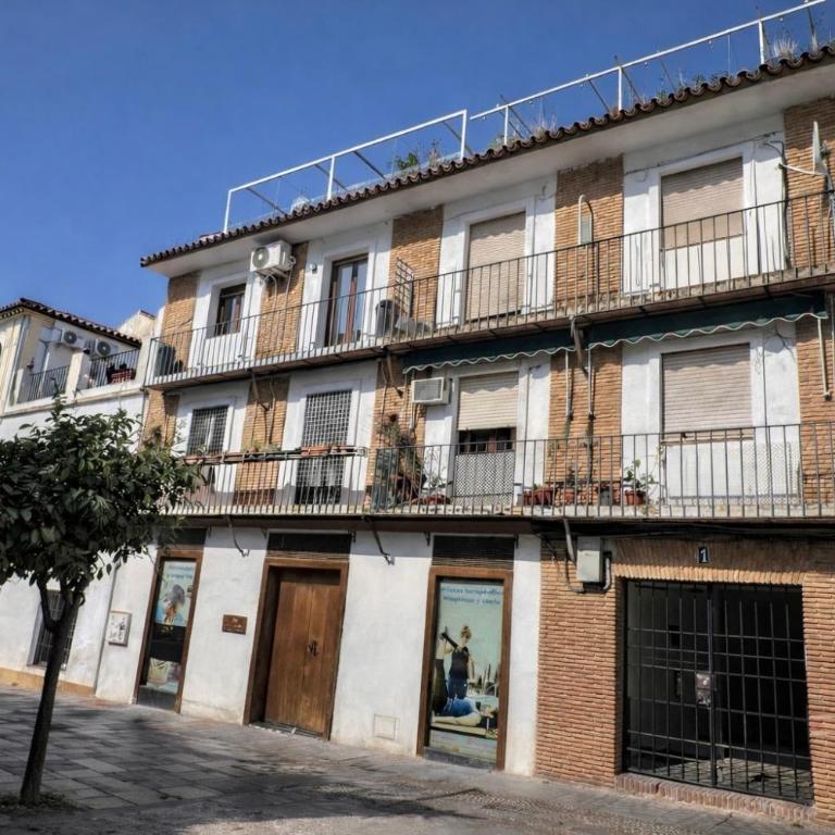 Apartamento con vistas a iglesia historica Centro Cordoba 6 huespedes - Apartamento Premium de 3 dormitorios con balcón - 24