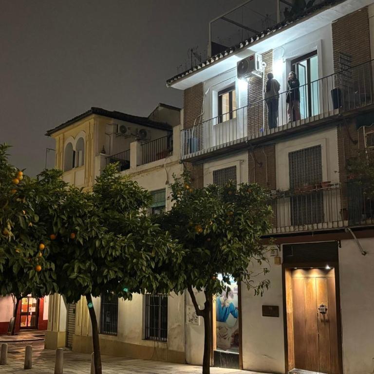 Apartamento con vistas a iglesia historica Centro Cordoba 6 huespedes - Apartamento Premium de 3 dormitorios con balcón - 25