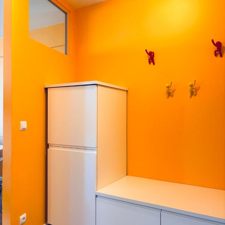 Skyline- 2 Zimmer-Apartment, Balkon, Messe & Bahnhof nah - Appartamento con 1 Camera da Letto con Vista - 10