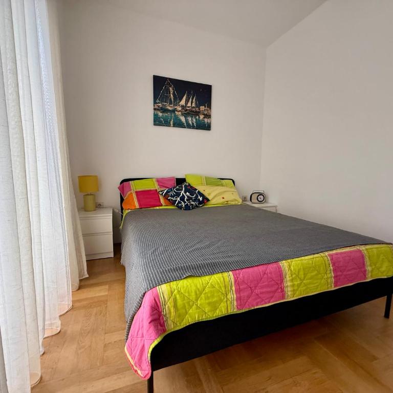 Golden Apartment Petrovac - Apartman sa 2 Spavaće Sobe i Terasom - 1