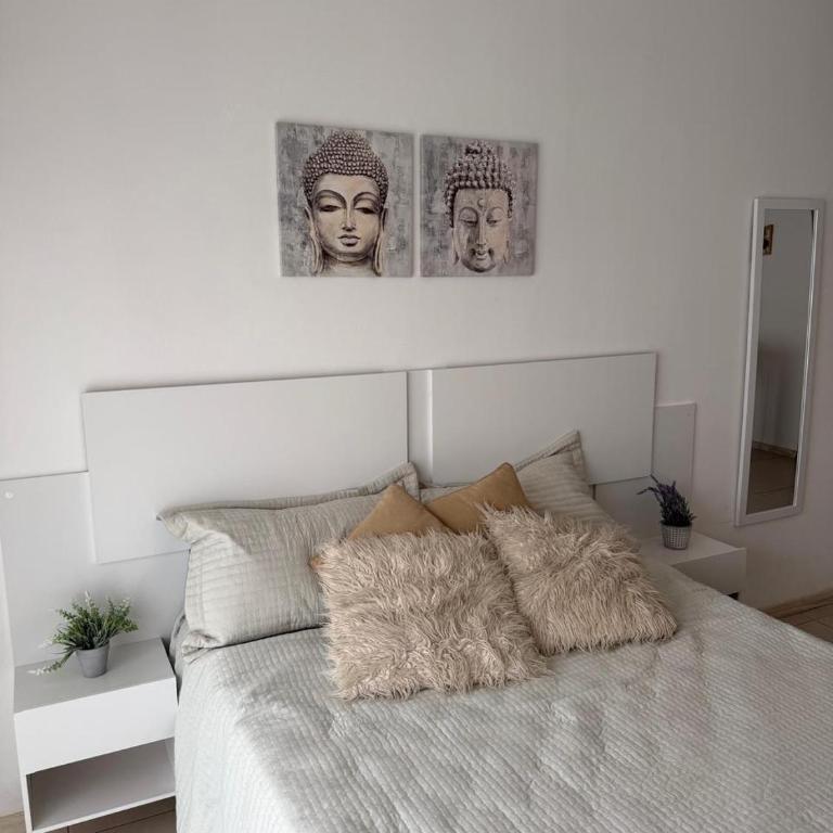 Departamento en San Luis y Balcarce, confort, calidez y excelente ubicación - Apartamento con vistas y balcón - 3