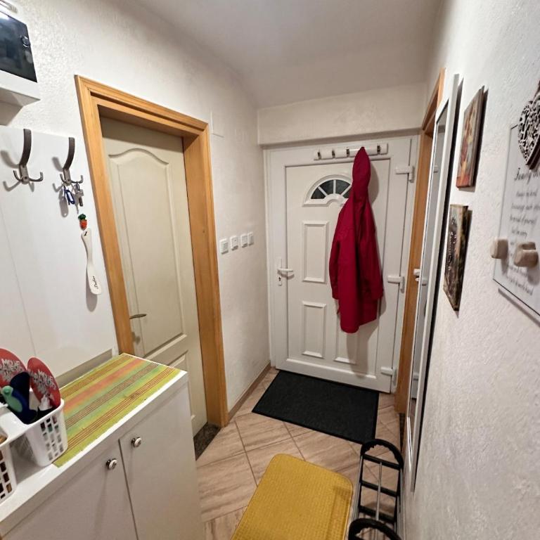 Cozy Sarajevo City Center House with Private Garden - Kuća sa 2 Spavaće Sobe - 2