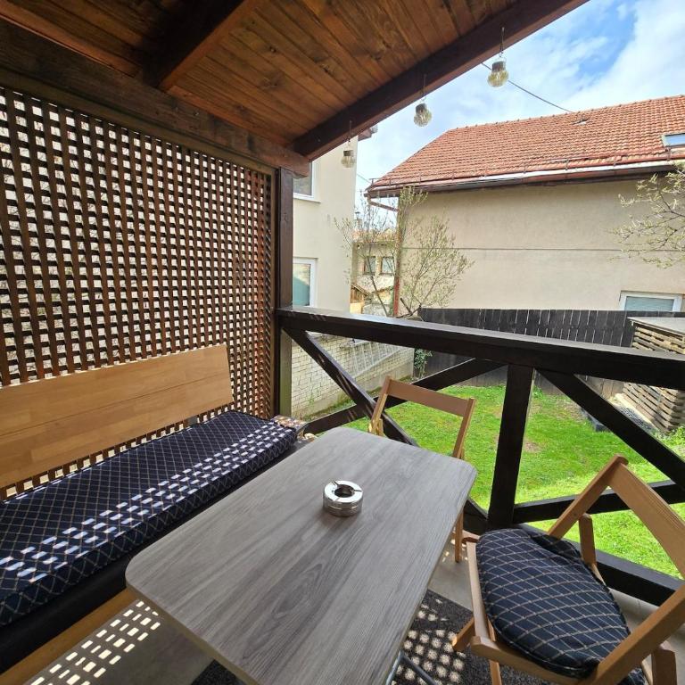 Cozy Sarajevo City Center House with Private Garden - Kuća sa 2 Spavaće Sobe - 17