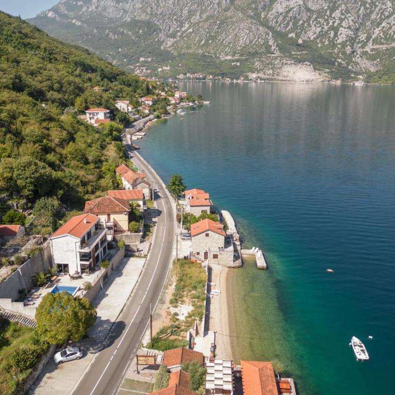 Seafront Villa with Private Beach & Pool in Kotor Bay, Villa Viborg - Villa with Private Pool - 14