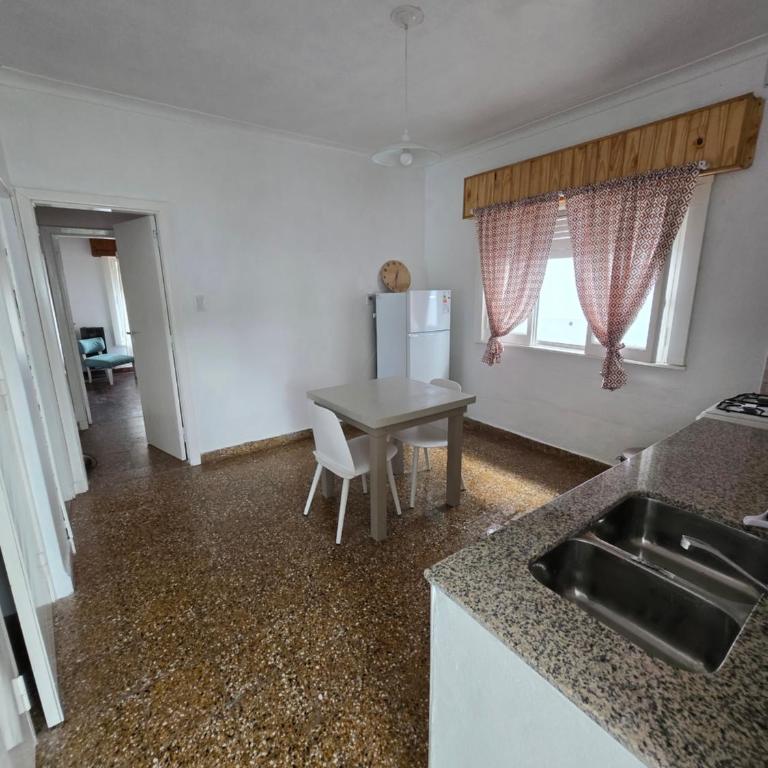 Casa Blanca Verónica - Two-Bedroom House - 17