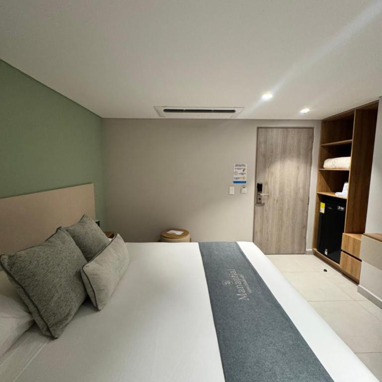 Apartahotel Manantial SAI - Habitación Doble con baño privado - 5