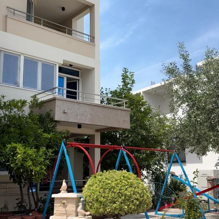 REXHEPI Apartments - Apartment mit Balkon - 4