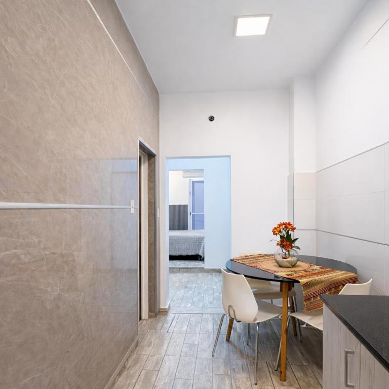 Departamento equipado en Vicente López para 3 personas Ideal River Plate ,Tecnópolis ,100 metros del tren - Apartamento de 1 dormitorio - 2