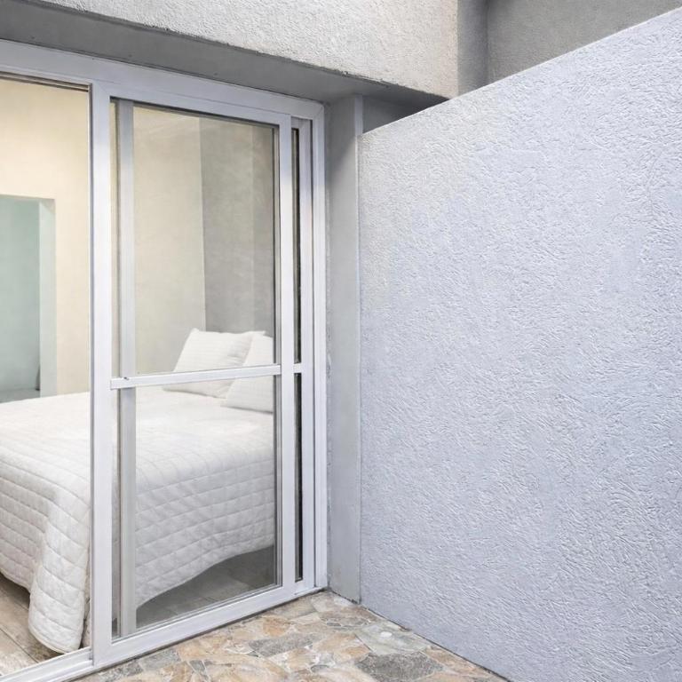 Departamento equipado en Vicente López para 3 personas Ideal River Plate ,Tecnópolis ,100 metros del tren - Apartamento de 1 dormitorio - 4