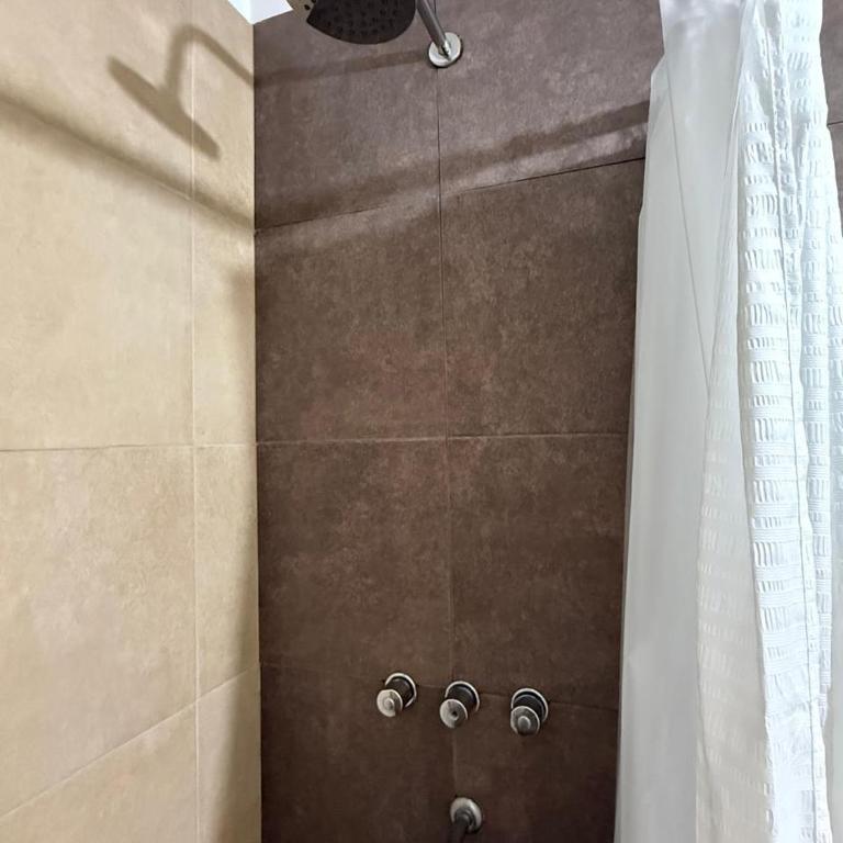 Departamento en San Luis y Balcarce, confort, calidez y excelente ubicación - Apartamento con vistas y balcón - 16