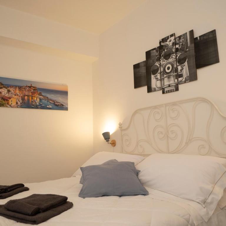 Pippo a Vernazza Rooms - Doppelzimmer mit Balkon - 3