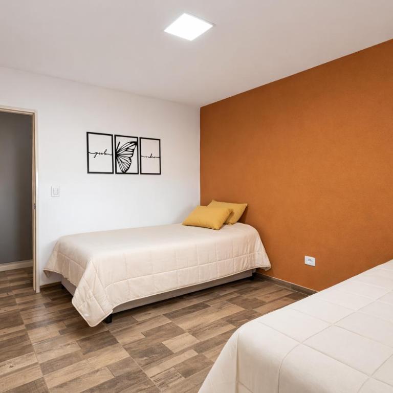 Departamento en Vicente López hasta 6 personas ubicacion inmejorable , 100 metros del tren , cerca de River, tecnopolis , a pasos tenes todo - Apartamento de 1 dormitorio - 12
