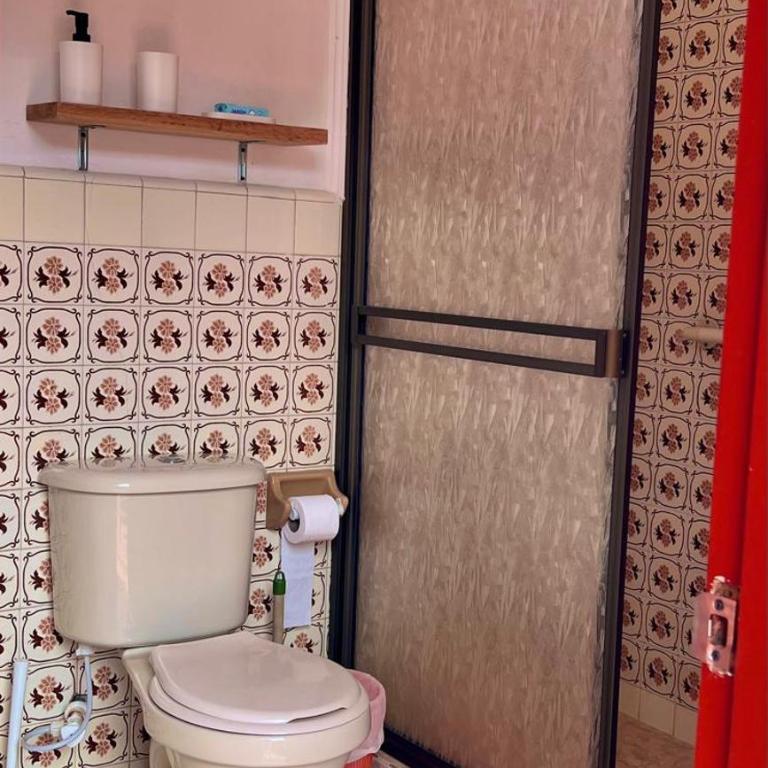 Colonial house next to the park and Madre Laura - Five-Bedroom House - 10