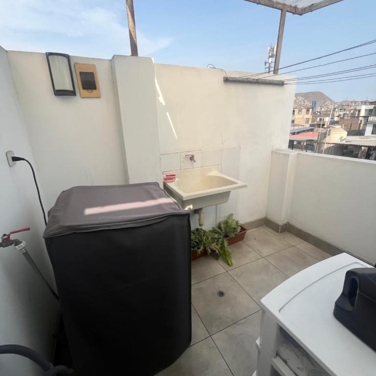 Apartamento moderno a 5 minutos de Plaza Norte - Three-Bedroom Apartment - 28