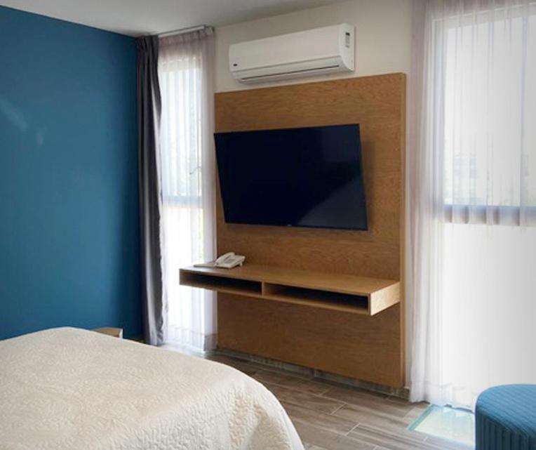 Hotel Kéri Inn - Habitación Doble Deluxe - 1 o 2 camas - 5